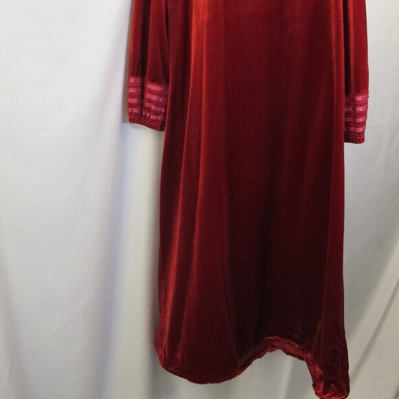 Gilligan & O’Malley red velvet long robe L/XL - Picture 5 of 6